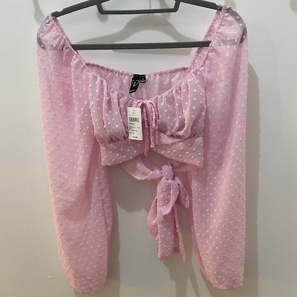 NWT Windsor Long Sleeve Crop Top